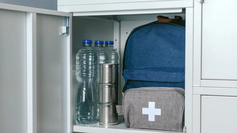 Emergency supply kit